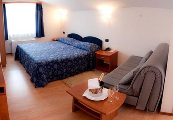 Hotel Makin Новиград Номер фото
