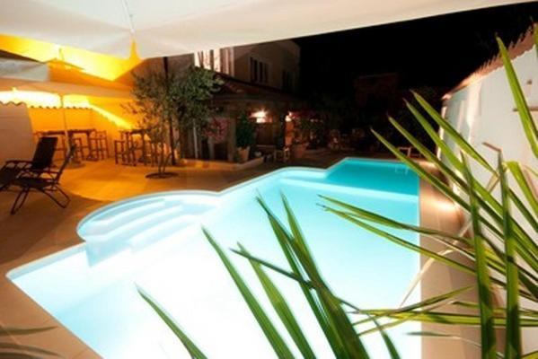 Hotel Makin Новиград Экстерьер фото