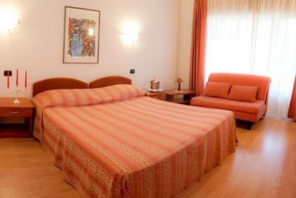 Hotel Makin Новиград Номер фото